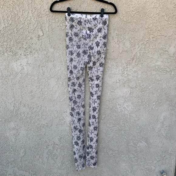 NWT Free People Layered In Lace Leggings - Picture 5 of 7